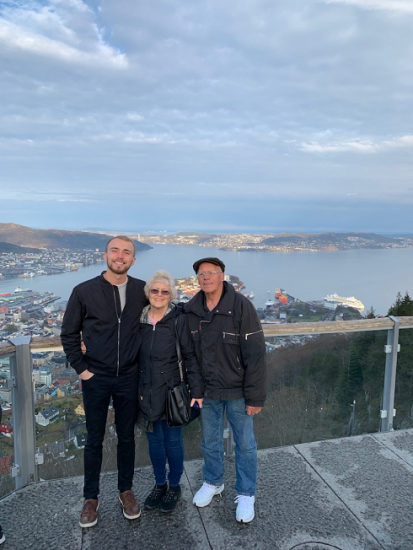 family photo overlooking Bergen